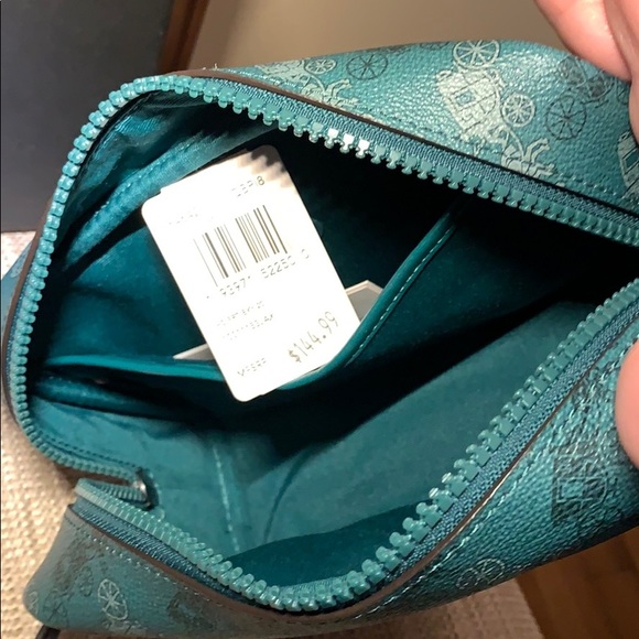 Coach Boxy Cosmetic Case 20 Horse and Carriage - Picture 9 of 10